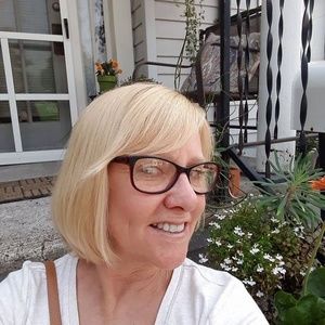 Meet your Posher, Allison